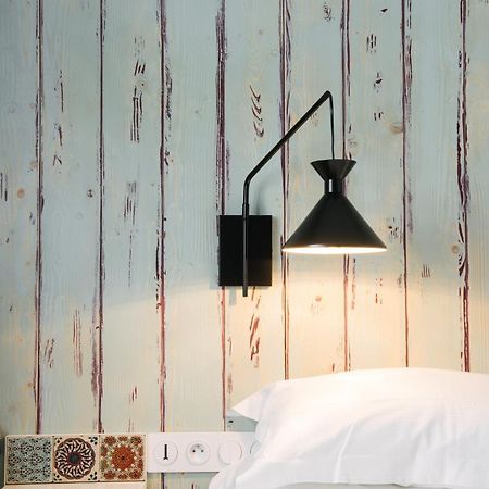 Atypik Hotel Клиши Экстерьер фото