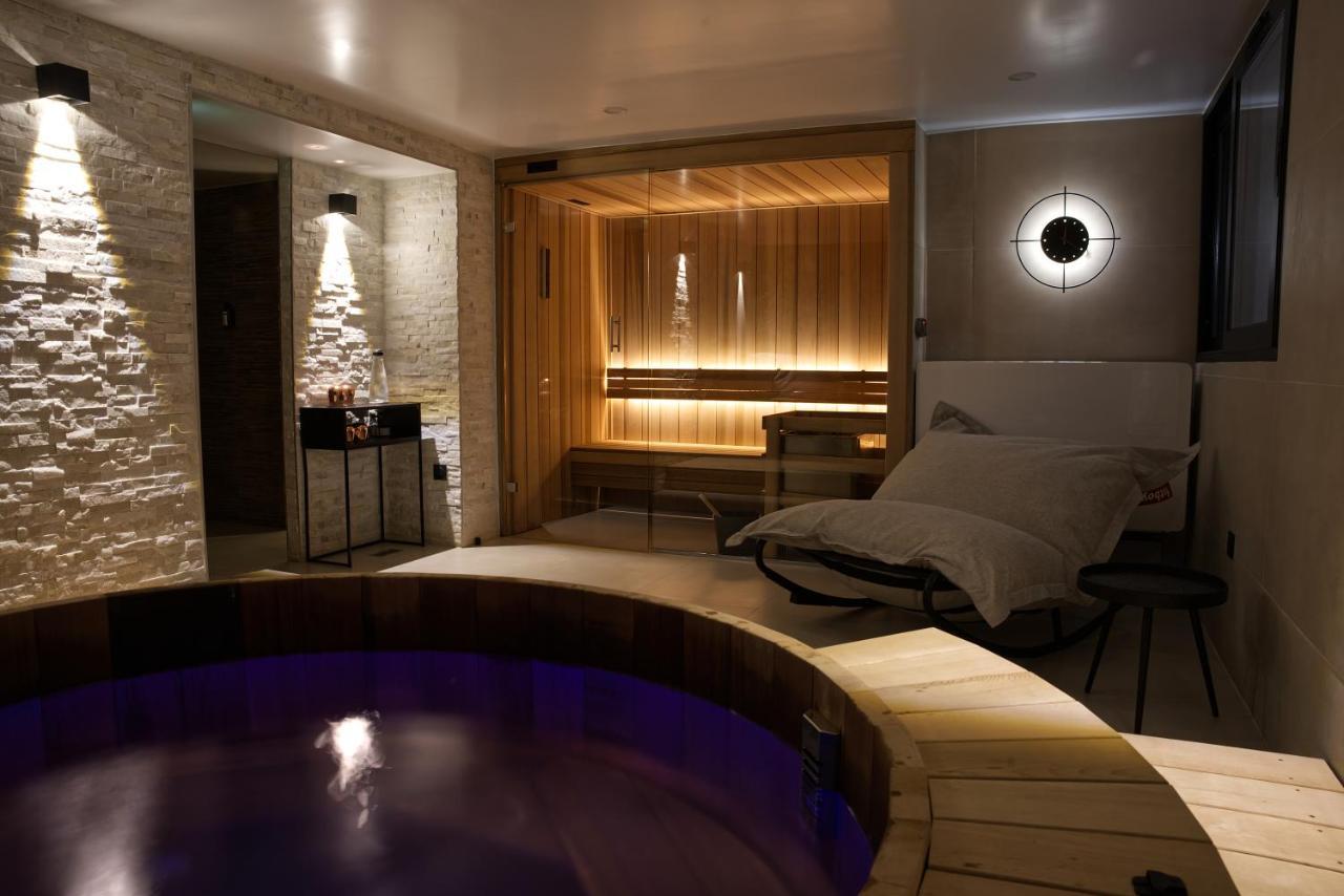 Atypik Hotel Клиши Экстерьер фото