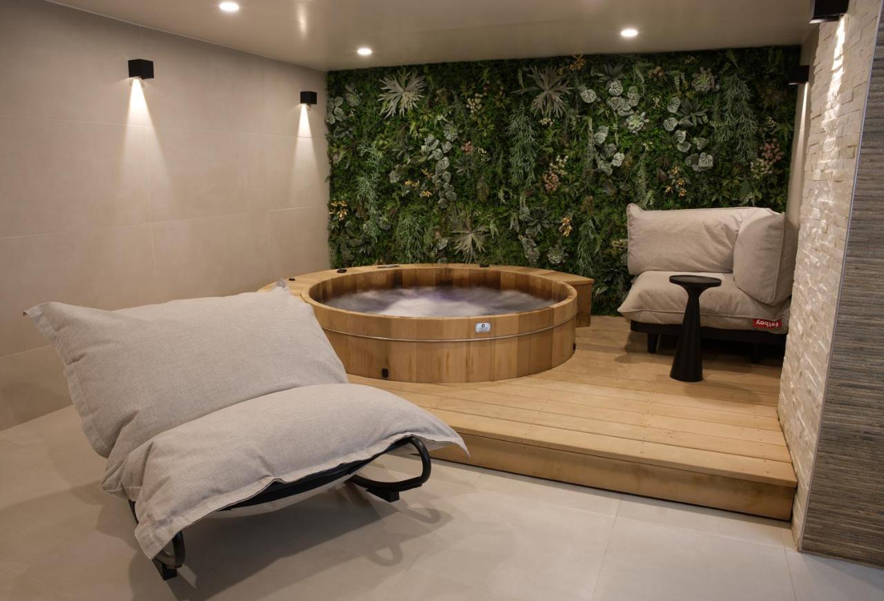 Atypik Hotel Клиши Экстерьер фото