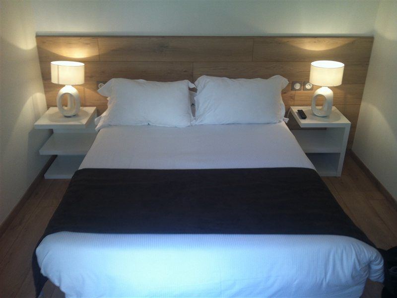 Atypik Hotel Клиши Экстерьер фото